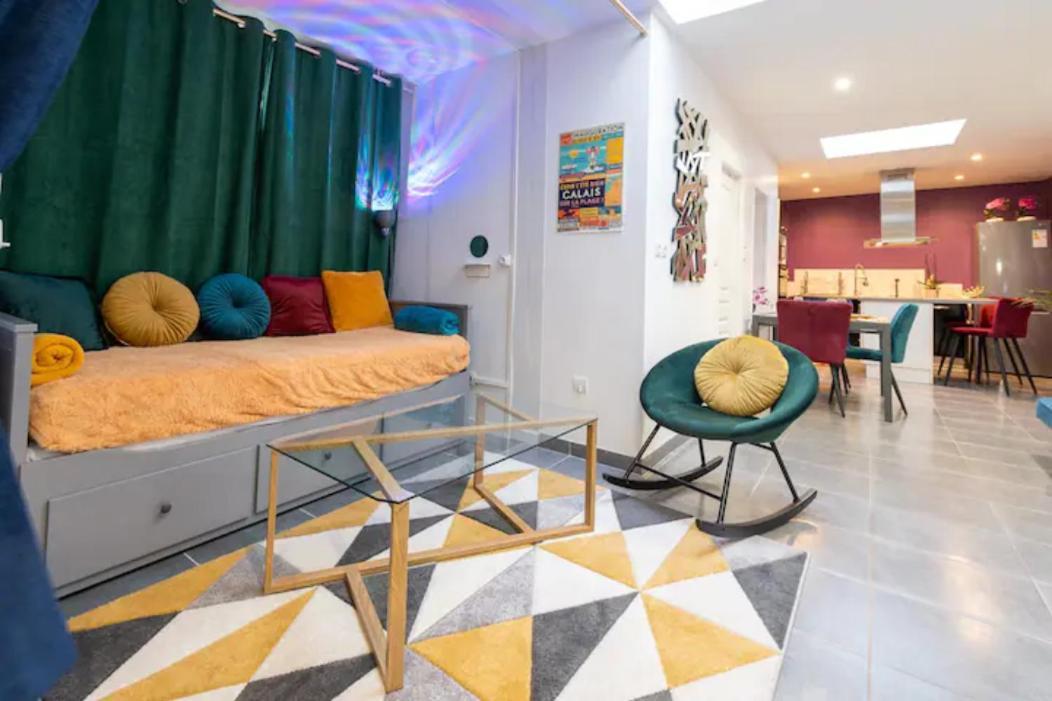 Casa Inca Calais - Appart Amazonas - Parking Free, Station Bagian luar foto
