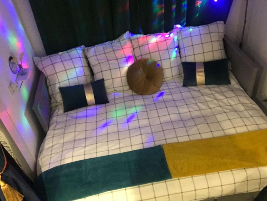 Casa Inca Calais - Appart Amazonas - Parking Free, Station Bagian luar foto