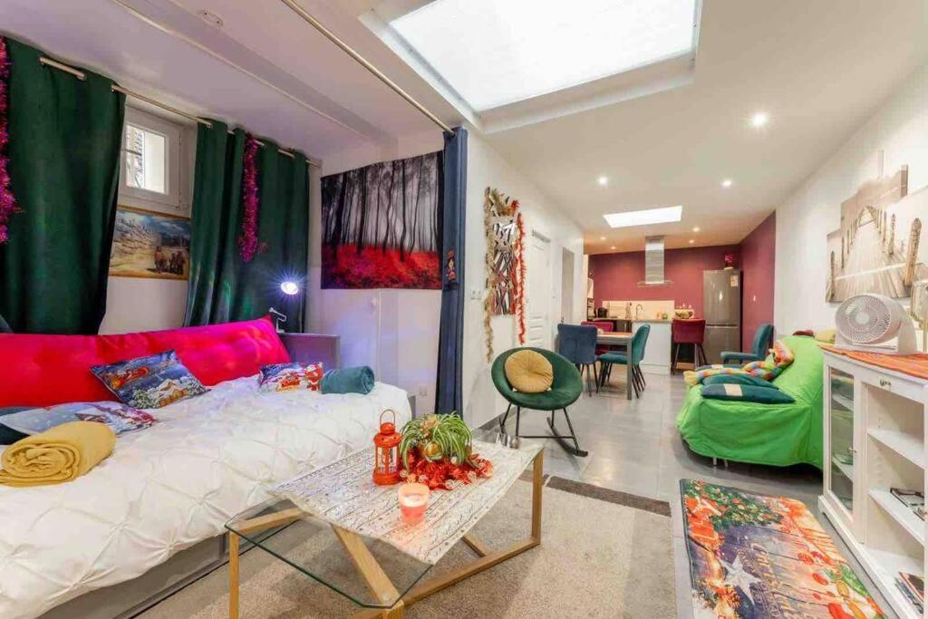 Casa Inca Calais - Appart Amazonas - Parking Free, Station Bagian luar foto