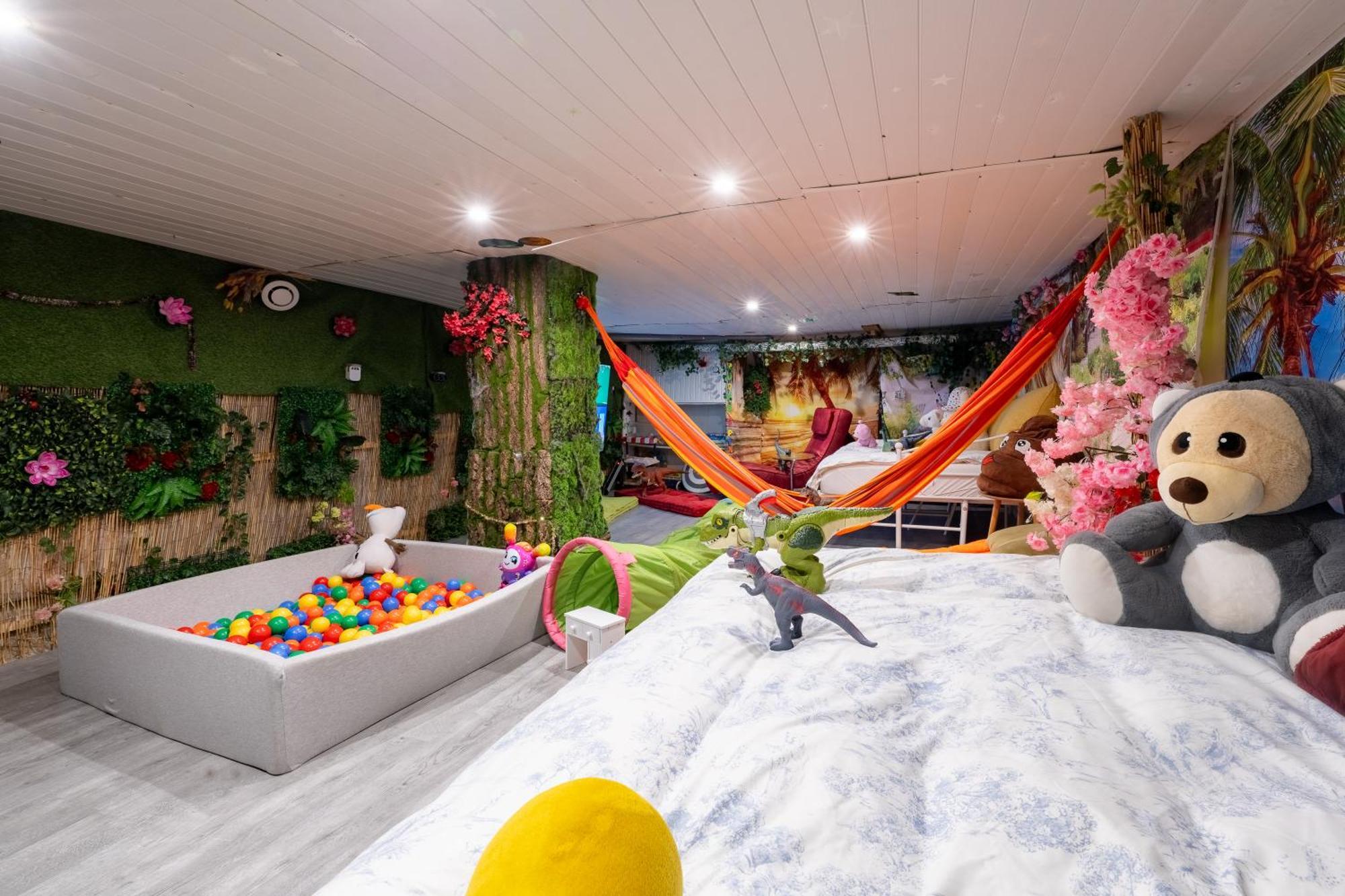 Casa Inca Calais - Appart Amazonas - Parking Free, Station Bagian luar foto